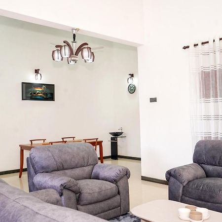 Stay At Richmondhill Гале Екстериор снимка